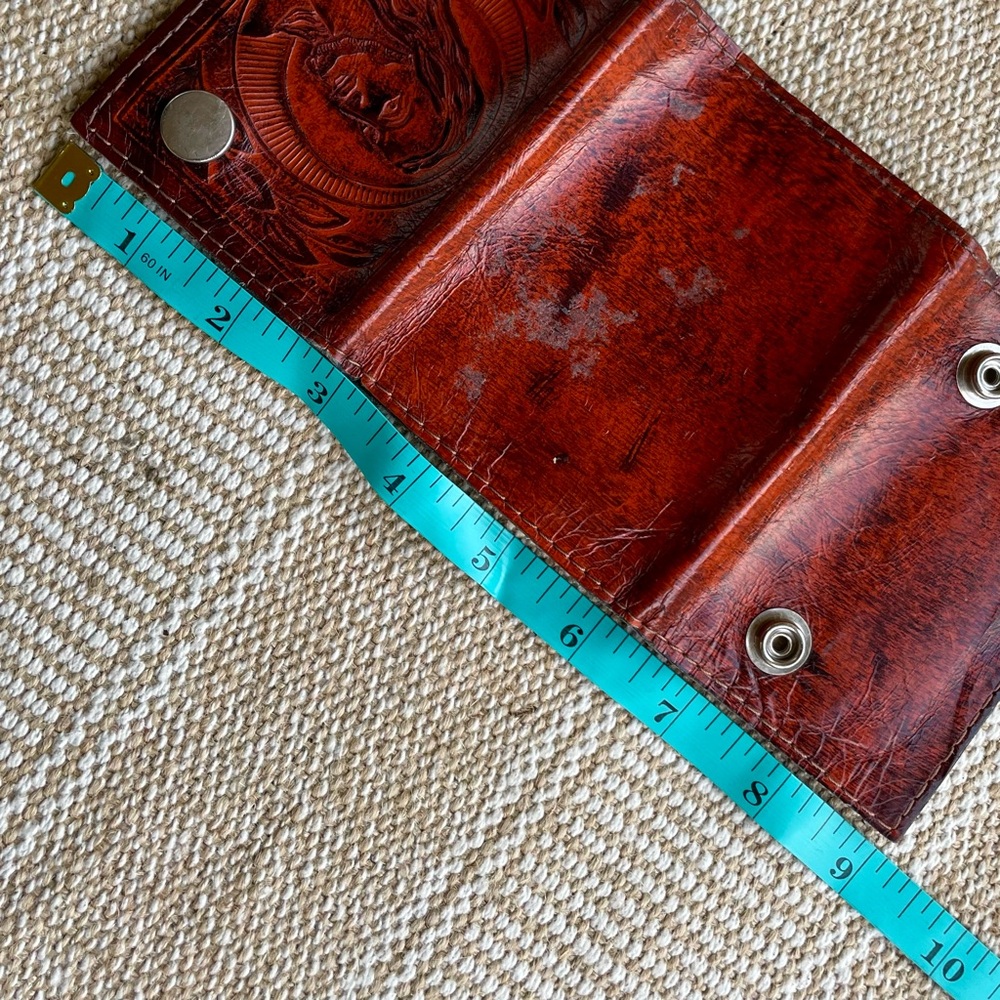 Vintage Brown Tooled Leather Jesus Trifold Wallet Snaps Men’s Made in U.S.A. - Picture 8 of 12